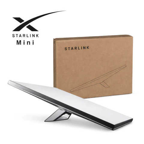 Starlink Mini avec sa boîte d’emballage à côté